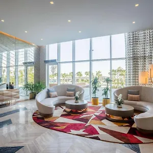 Radisson Damac Hills דובאי