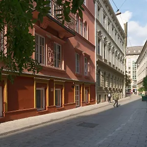 **** Szálloda Bastion Magyarország