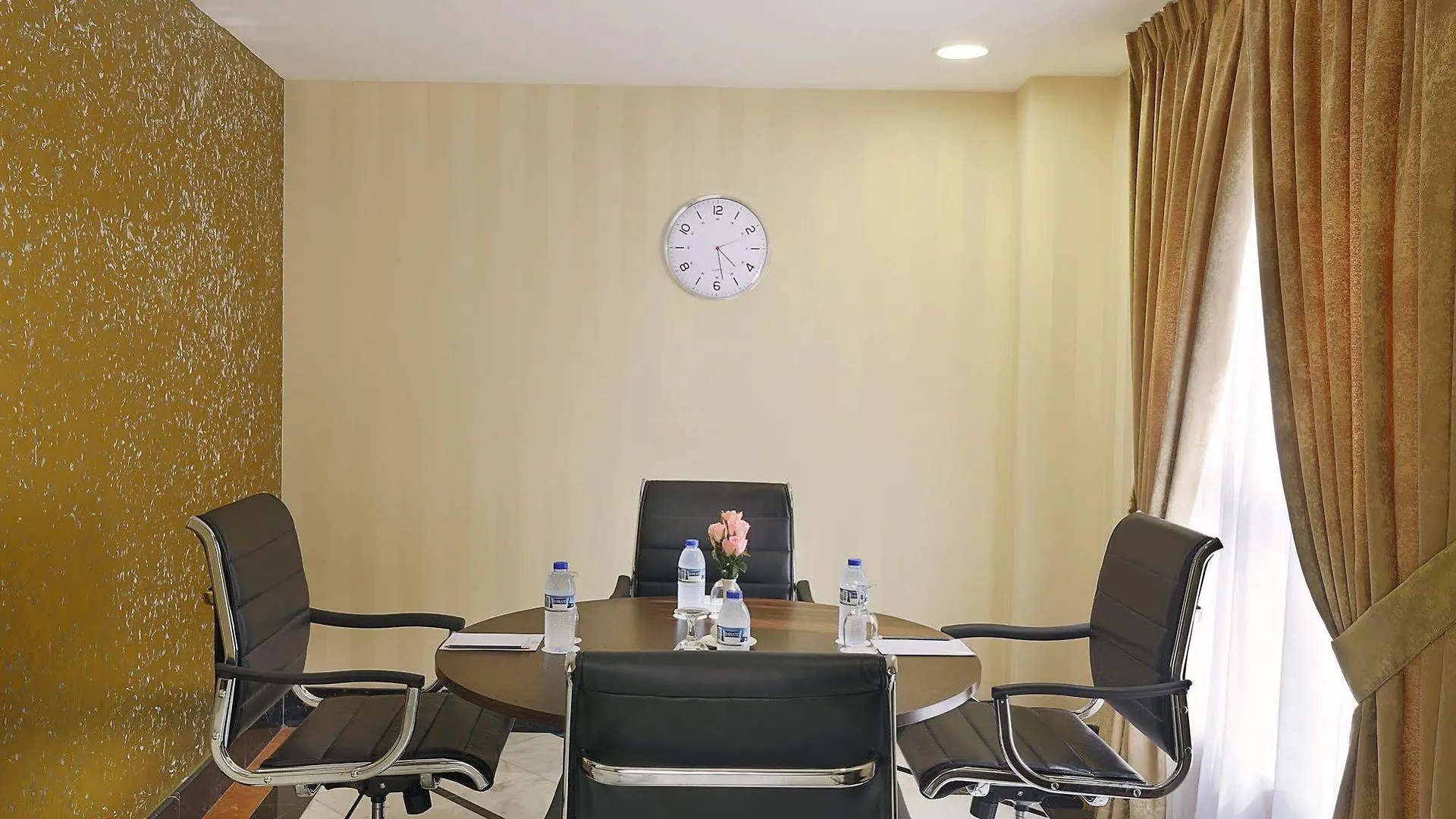 דובאי Gateway Hotel